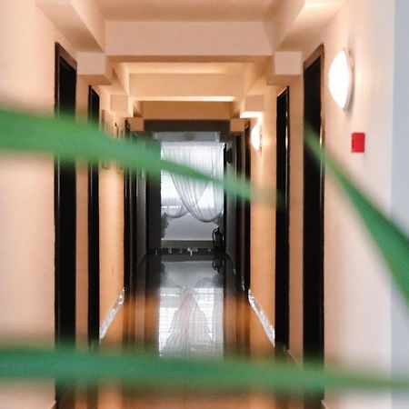 Hotel Victory Mamaia Luaran gambar