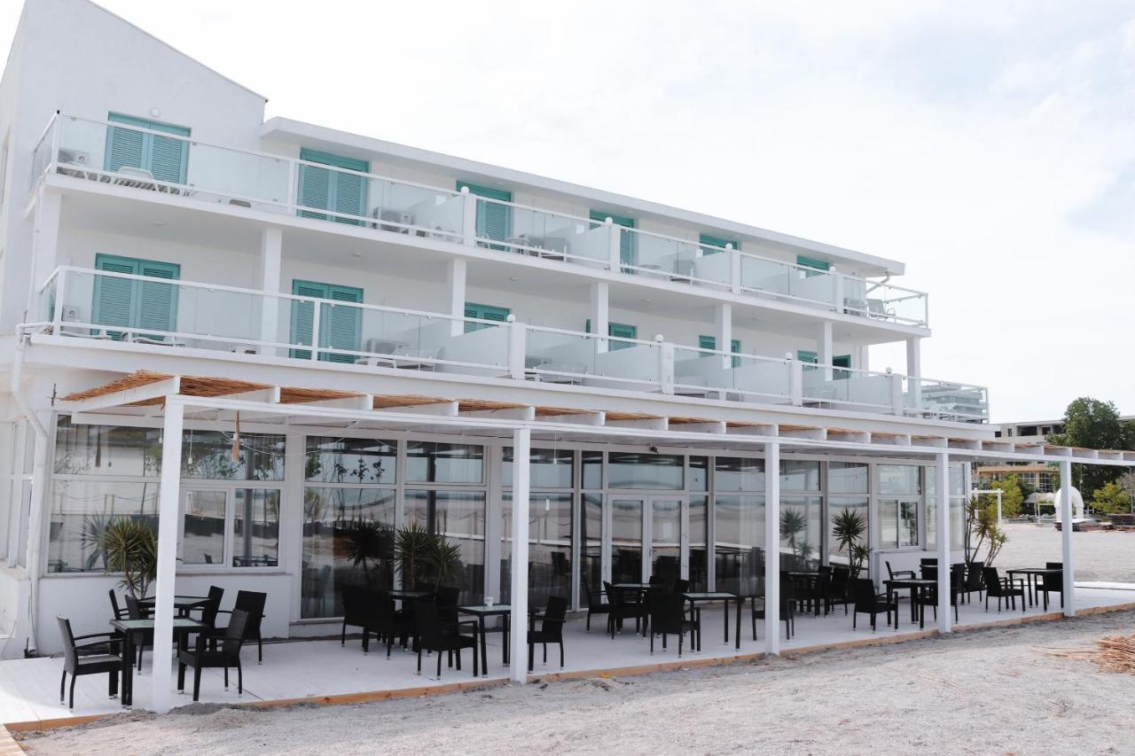 Hotel Victory Mamaia Luaran gambar