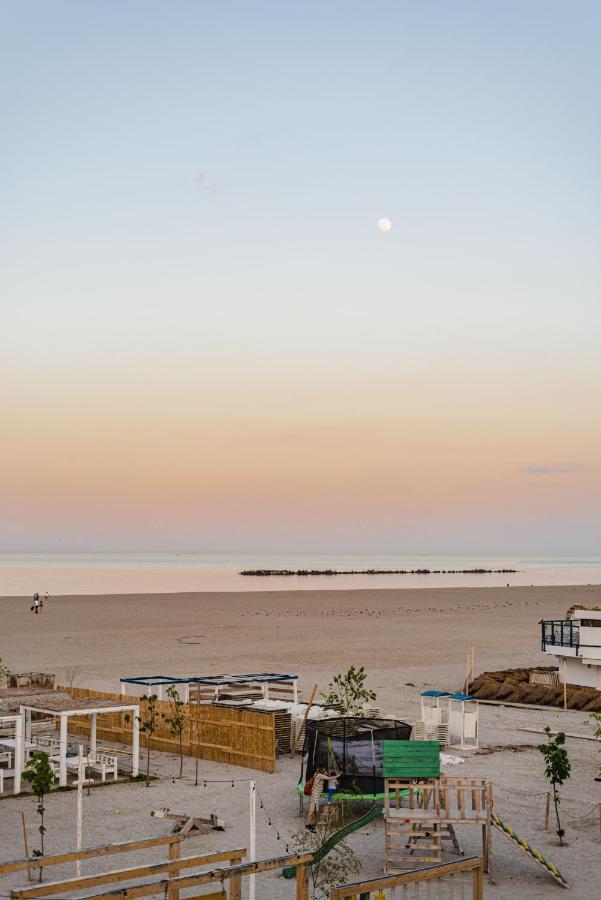 Hotel Victory Mamaia Luaran gambar