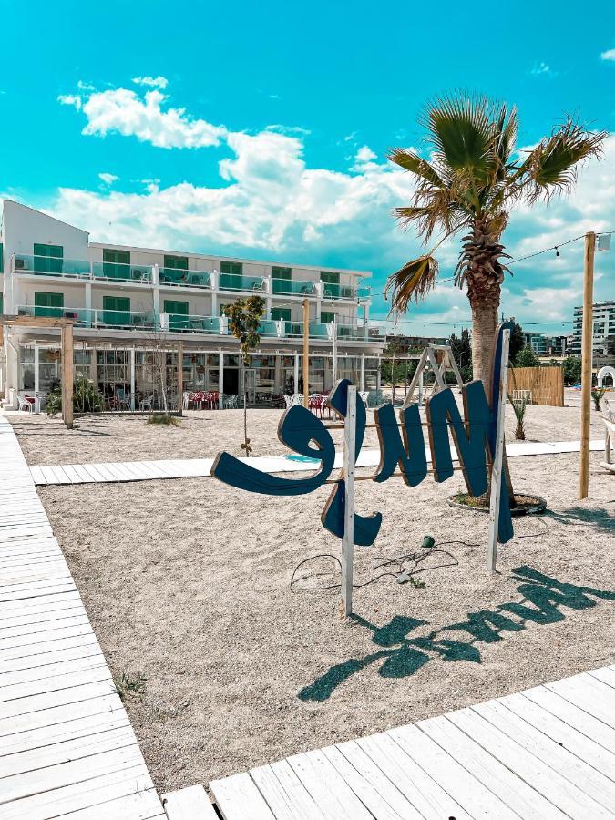 Hotel Victory Mamaia Luaran gambar
