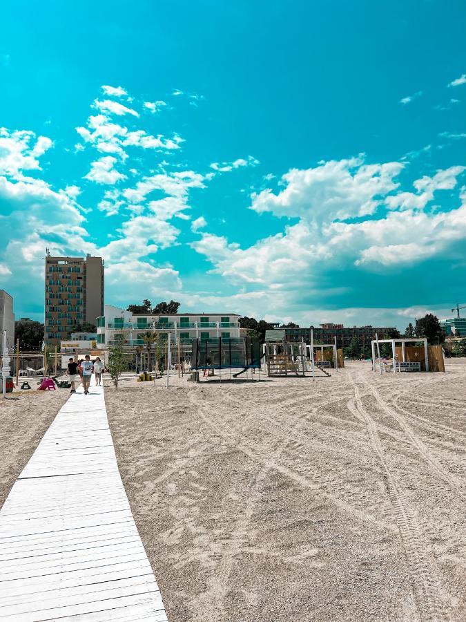 Hotel Victory Mamaia Luaran gambar
